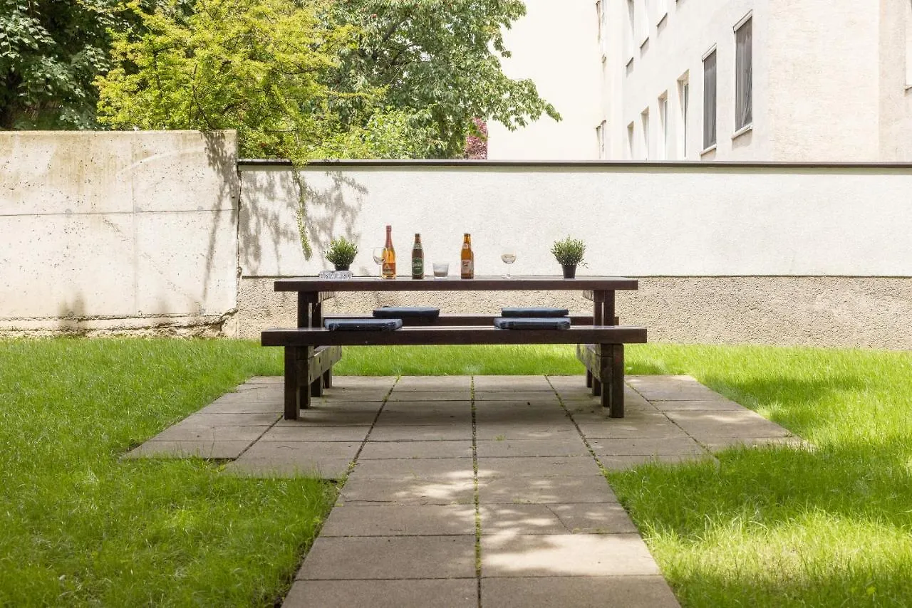 Yeshello Apartment Central Station Vienna