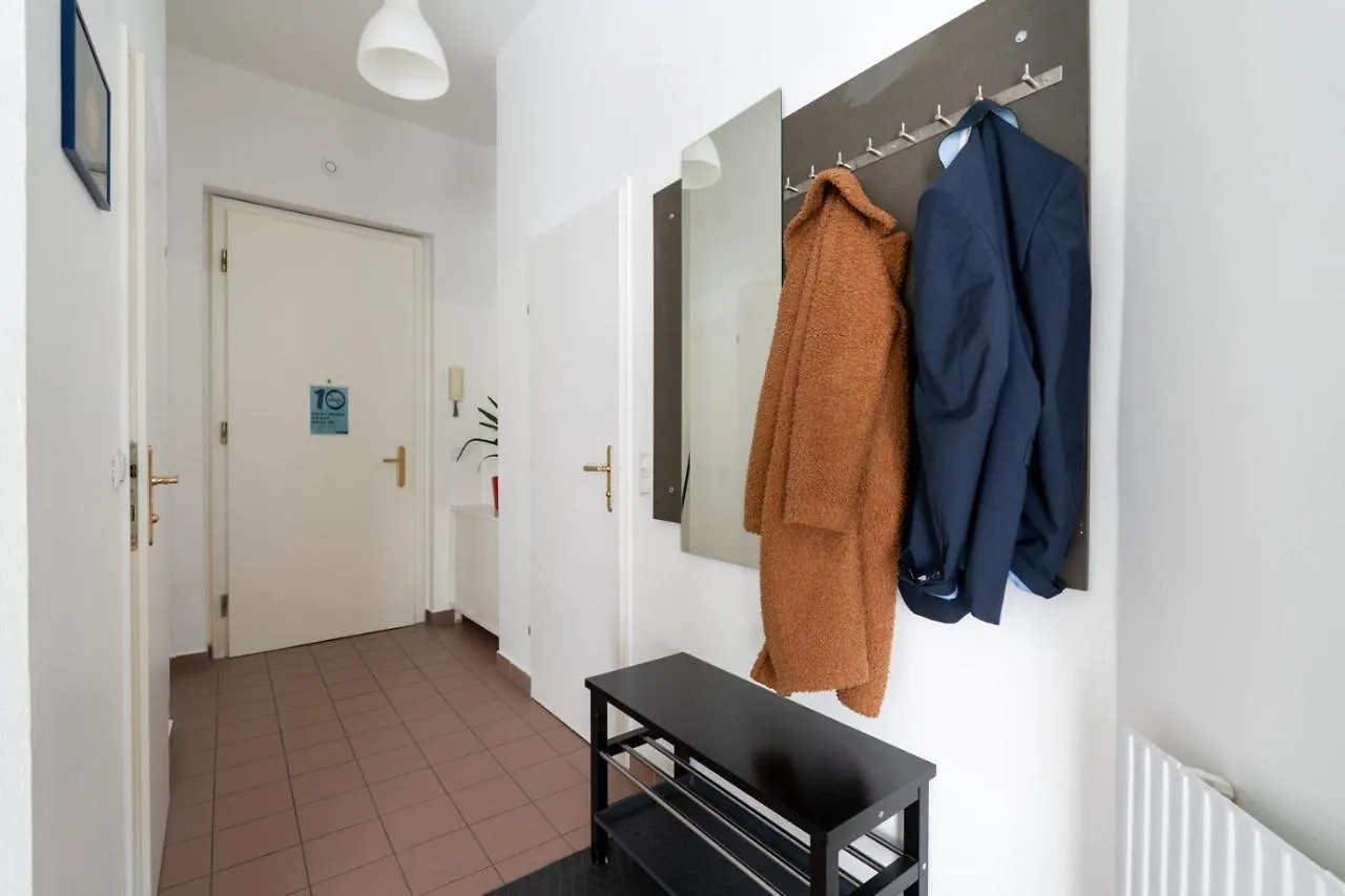 Yeshello Apartment Central Station Vienna